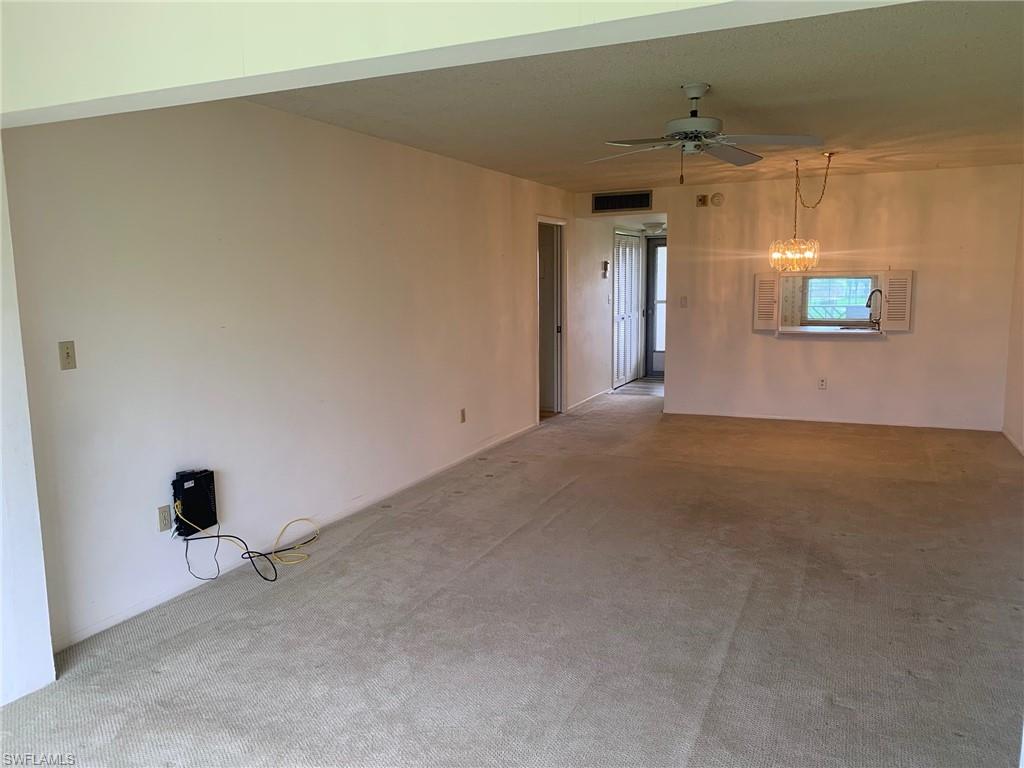 SEVEN LAKES - Residential