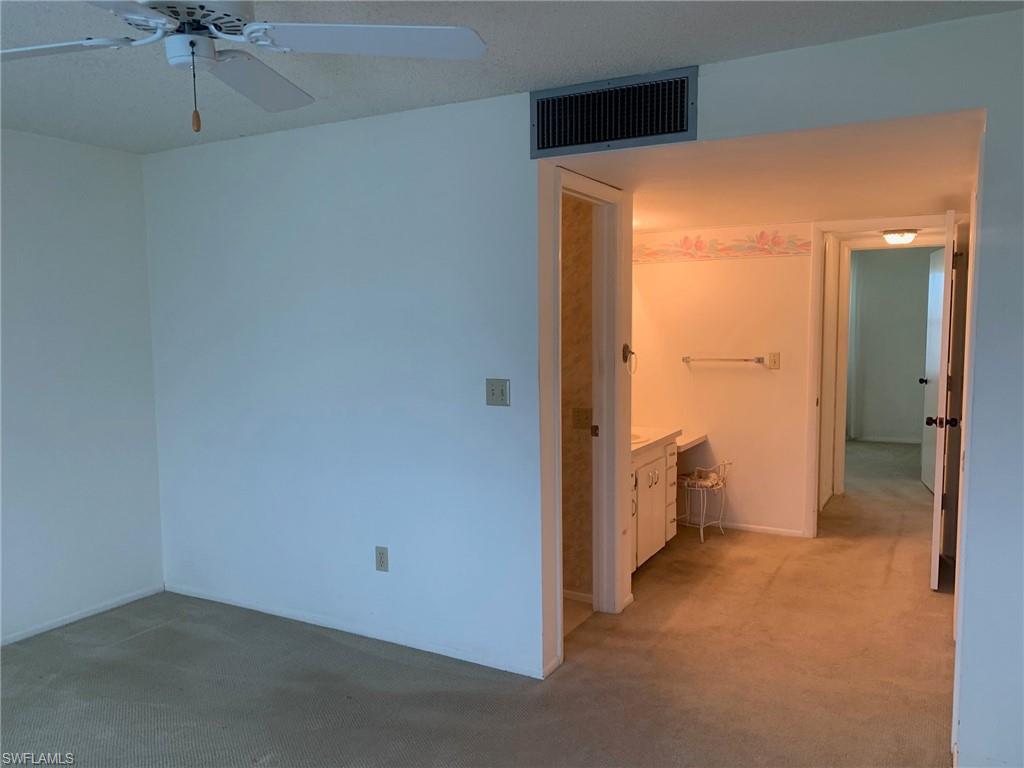 SEVEN LAKES - Residential