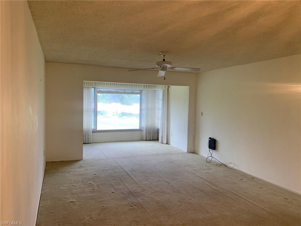 SEVEN LAKES - Residential