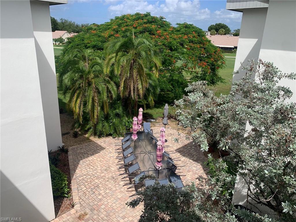 SEVEN LAKES - Residential