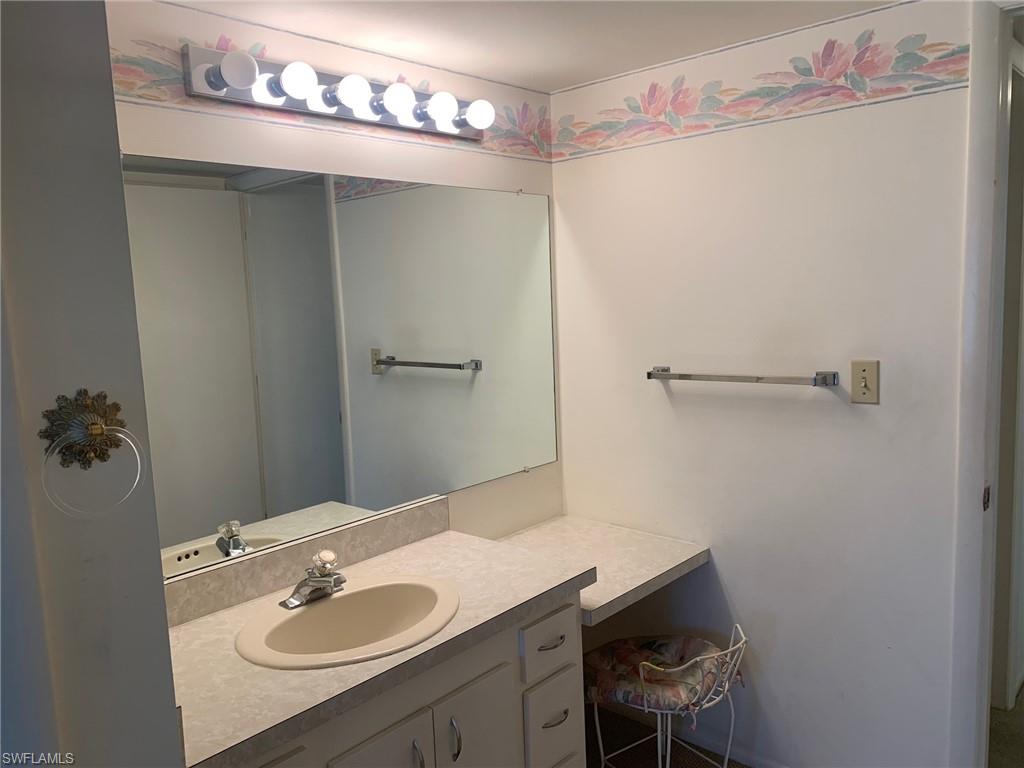 SEVEN LAKES - Residential