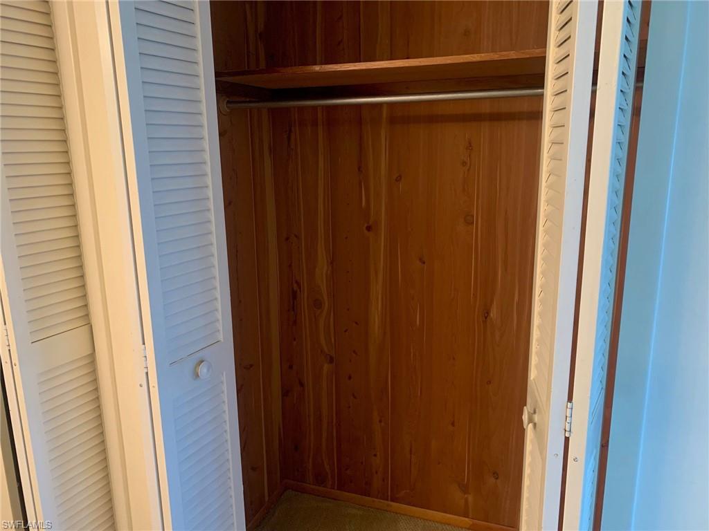 SEVEN LAKES - Residential