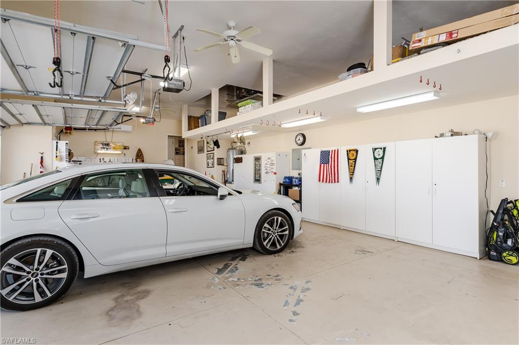 MARCO BEACH - Residential