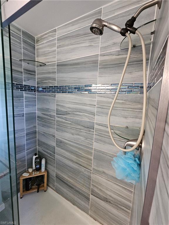 PINE ISLAND CENTER - Residential Lease