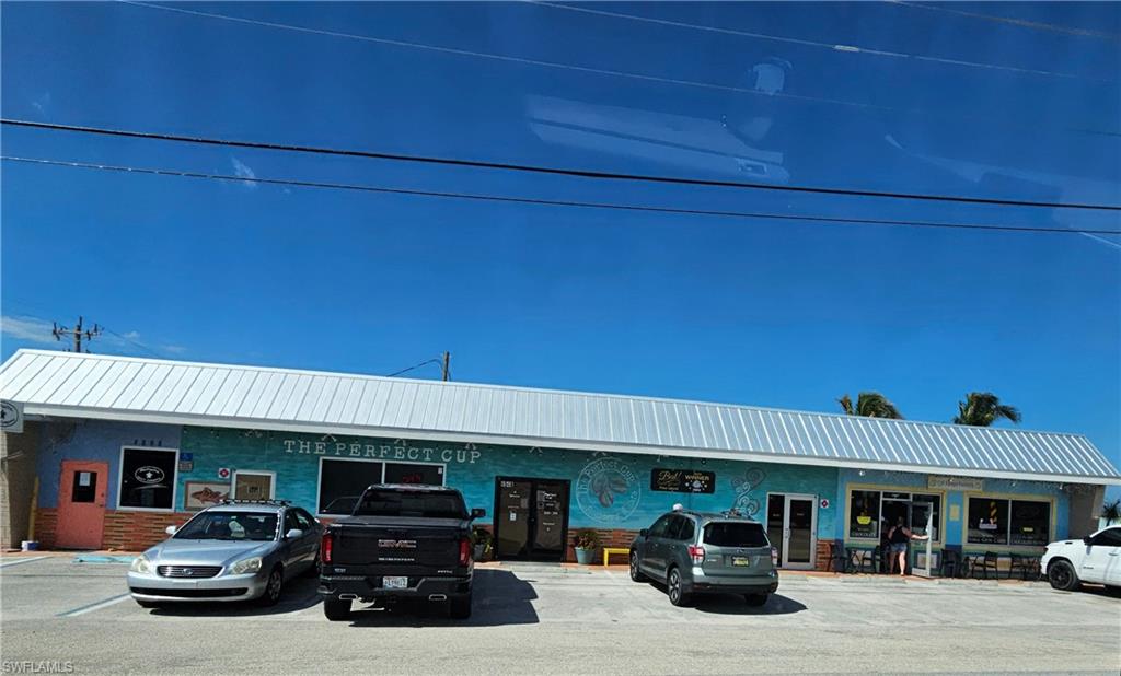 PINE ISLAND CENTER - Residential Lease