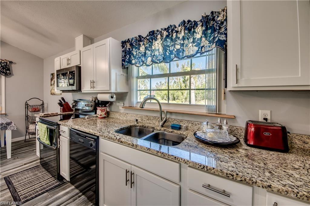 PINE ISLAND CENTER - Residential Lease