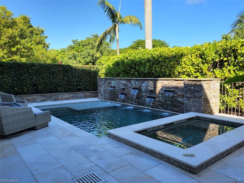 TRE VILLE - Residential