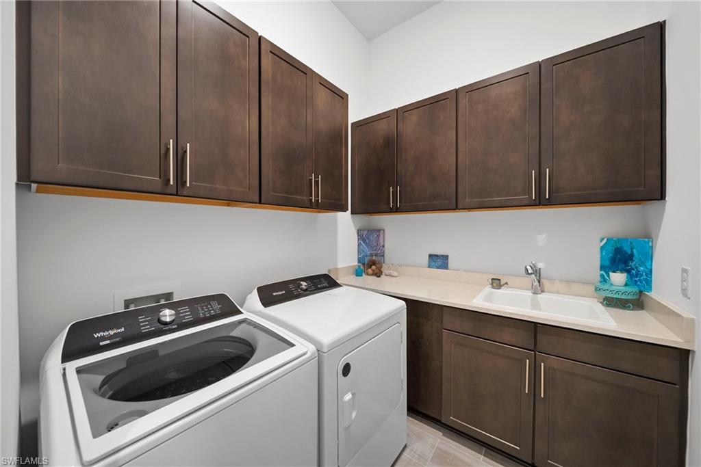 LAKE BABCOCK - Residential