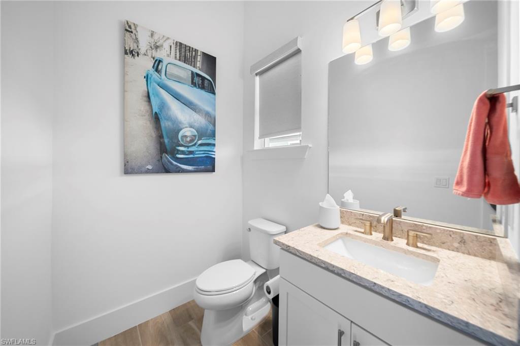 LAKE BABCOCK - Residential