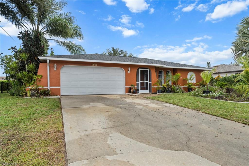 CAPE CORAL - Residential