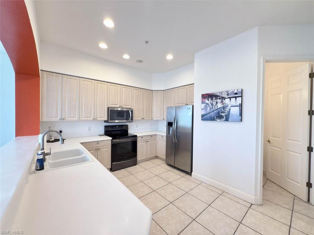 TARPON GARDENS - Residential Lease