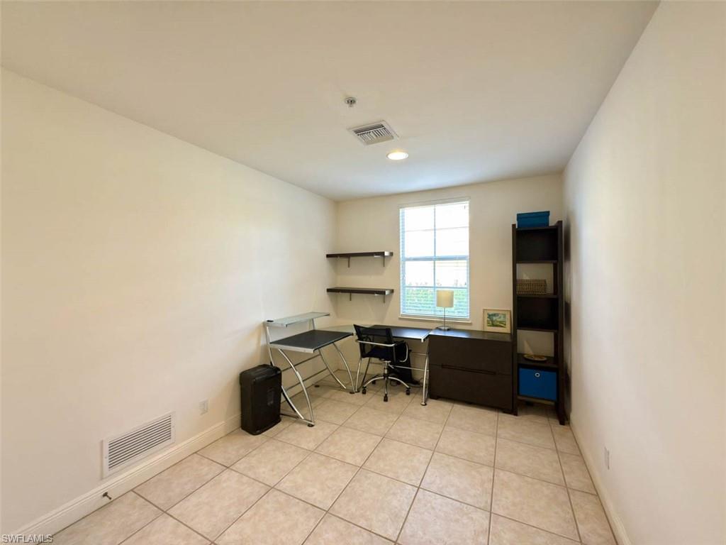 TARPON GARDENS - Residential Lease