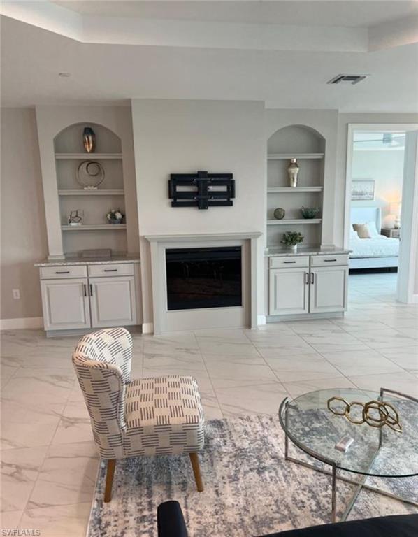 ESPLANADE BY THE ISLANDS - Residential Lease