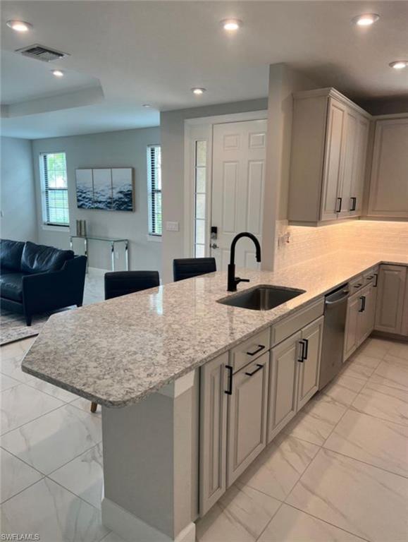 ESPLANADE BY THE ISLANDS - Residential Lease