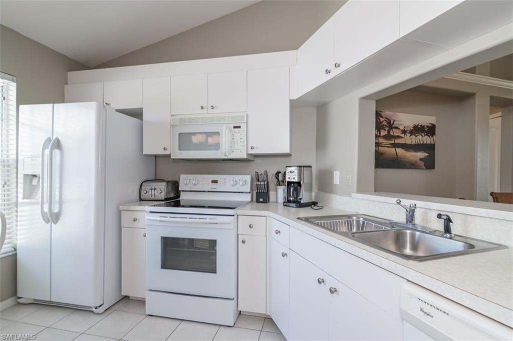 SWEETWATER BAY - Residential