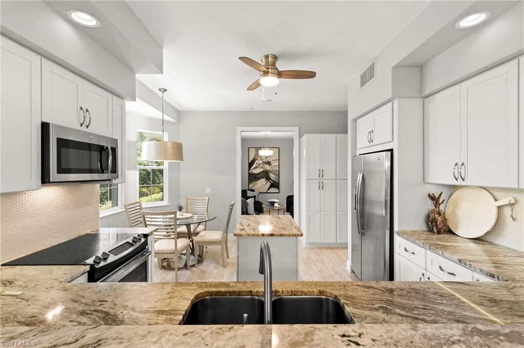 VISTA POINTE - Residential