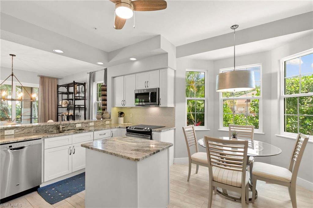 VISTA POINTE - Residential