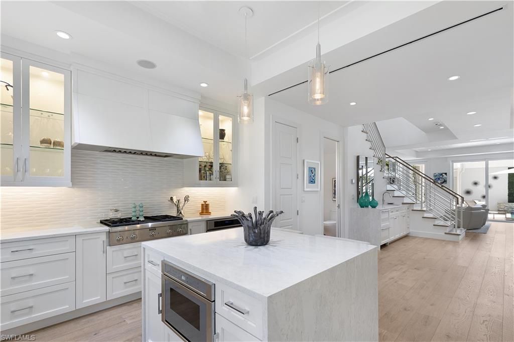 Photo of 1021 6th ST S, NAPLES, FL 34102 (MLS # 226005204)