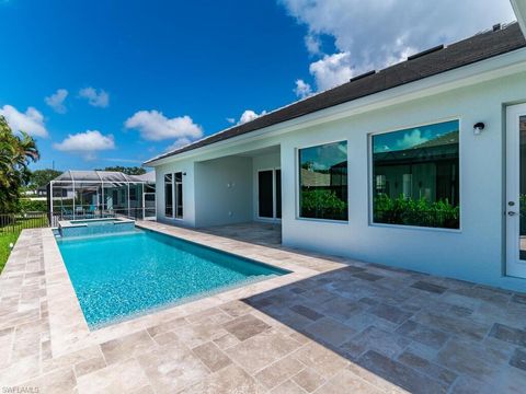 A home in MARCO ISLAND