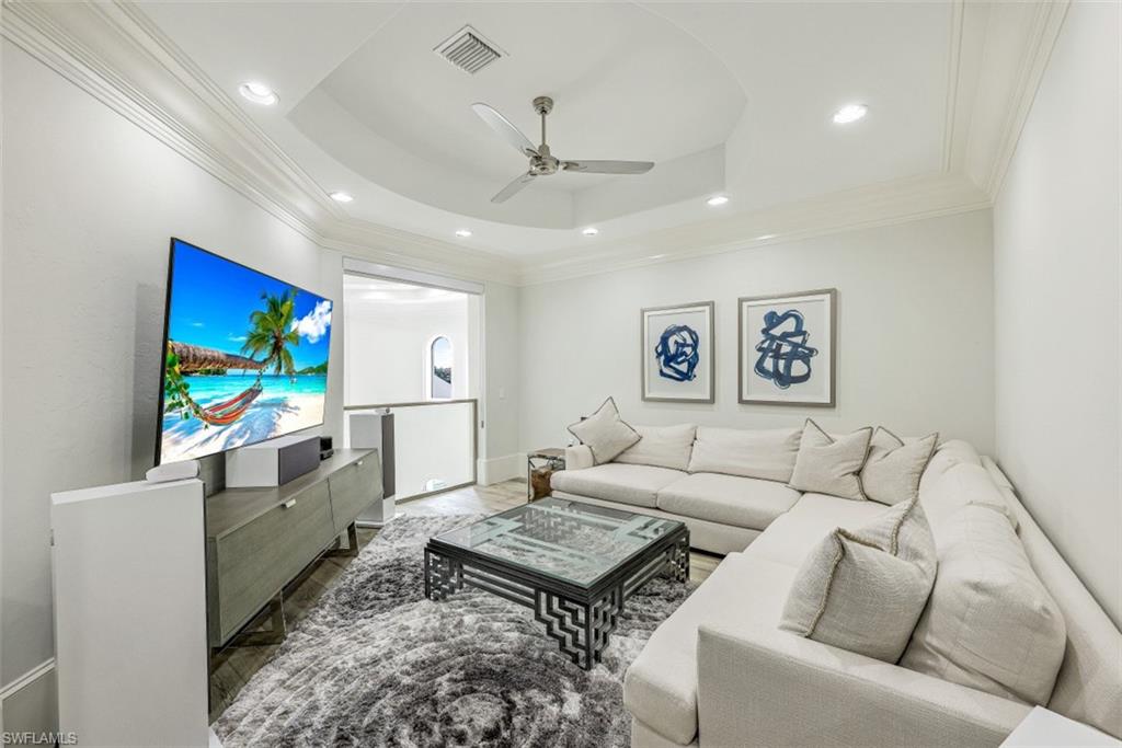 QUAIL WEST - Residential