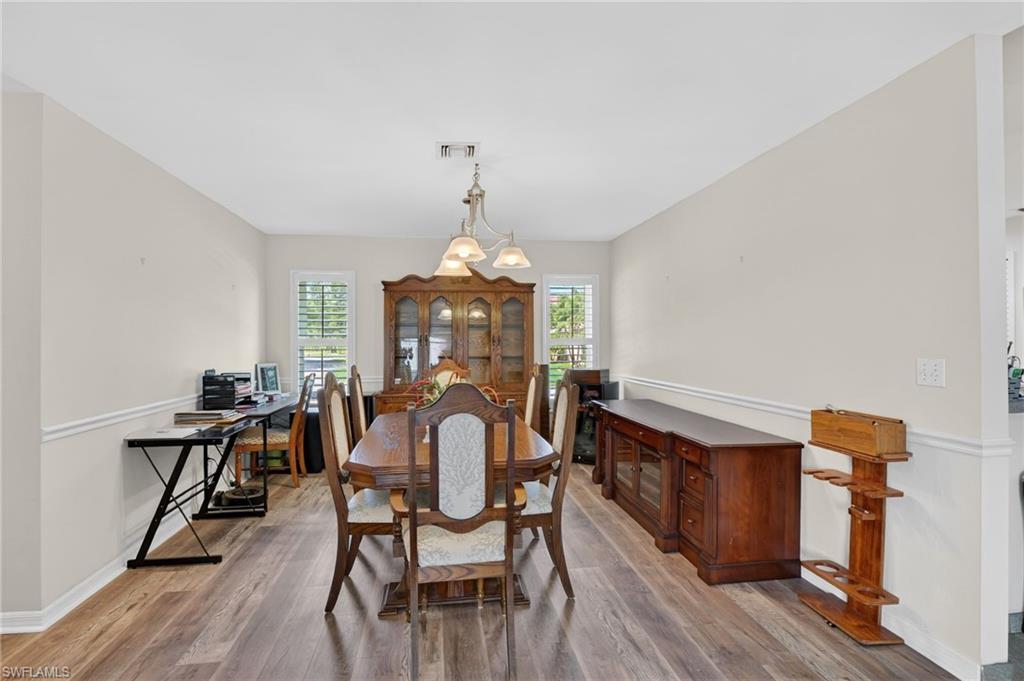 SAN CARLOS PARK - Residential