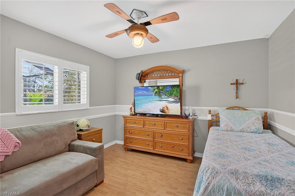 SAN CARLOS PARK - Residential