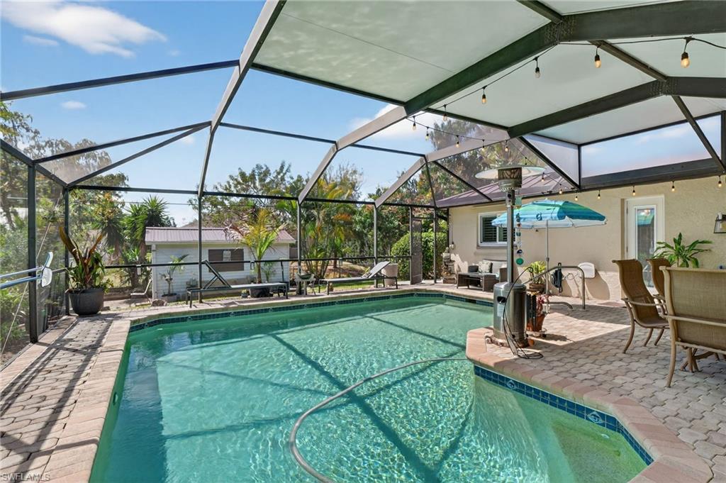 SAN CARLOS PARK - Residential