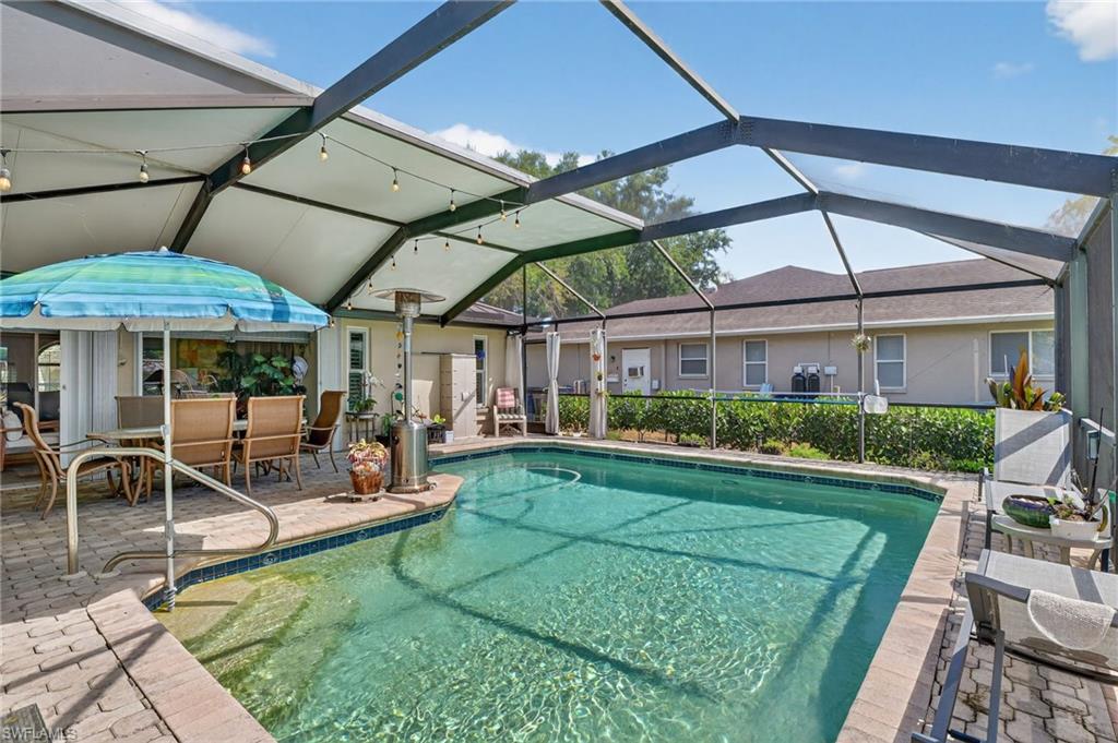 SAN CARLOS PARK - Residential