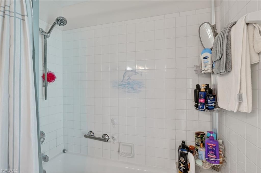 SAN CARLOS PARK - Residential