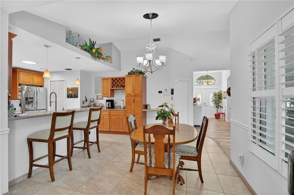 SAN CARLOS PARK - Residential