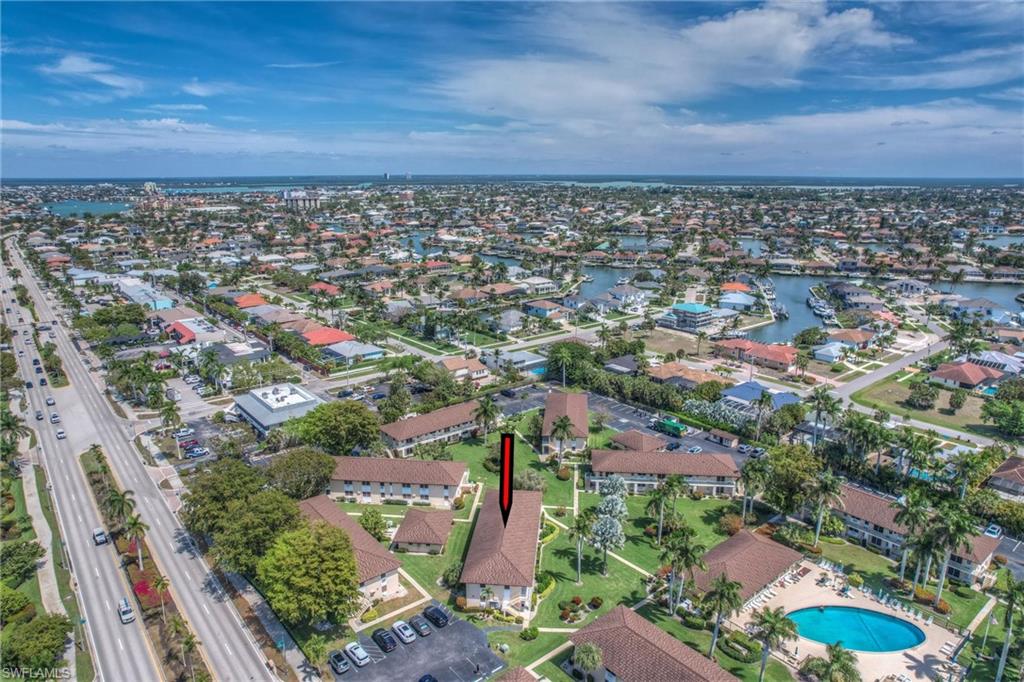 AQUARIUS APTS OF MARCO ISLAND - Residential