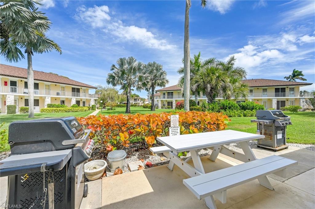 AQUARIUS APTS OF MARCO ISLAND - Residential