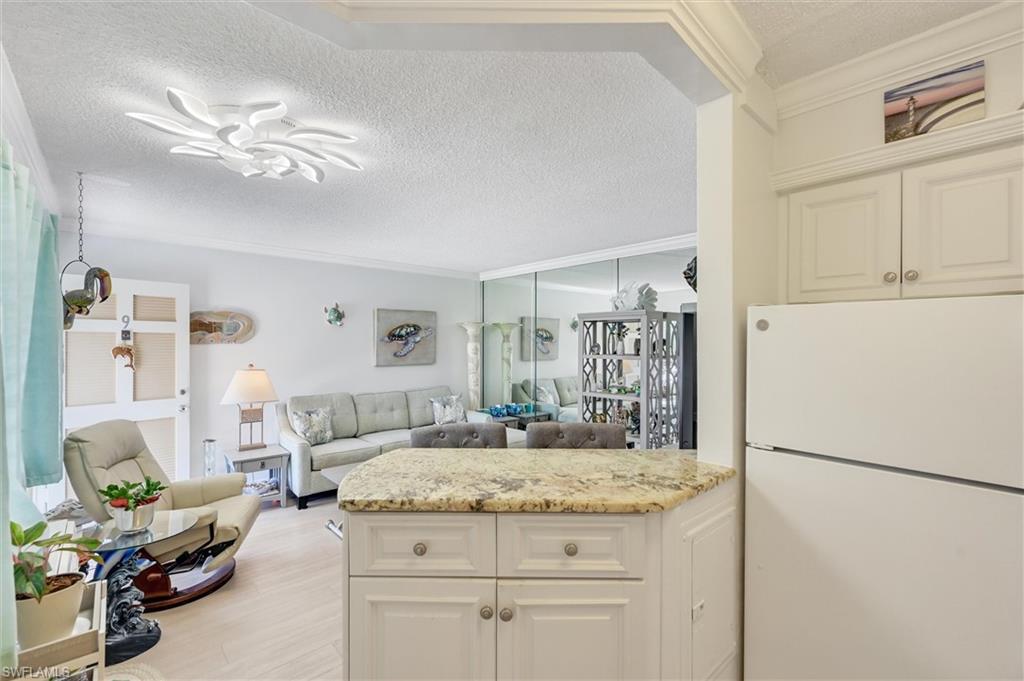 AQUARIUS APTS OF MARCO ISLAND - Residential