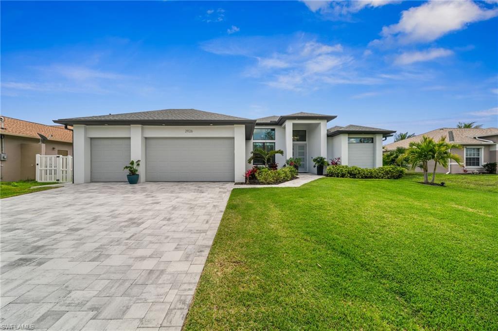 CAPE CORAL - Residential
