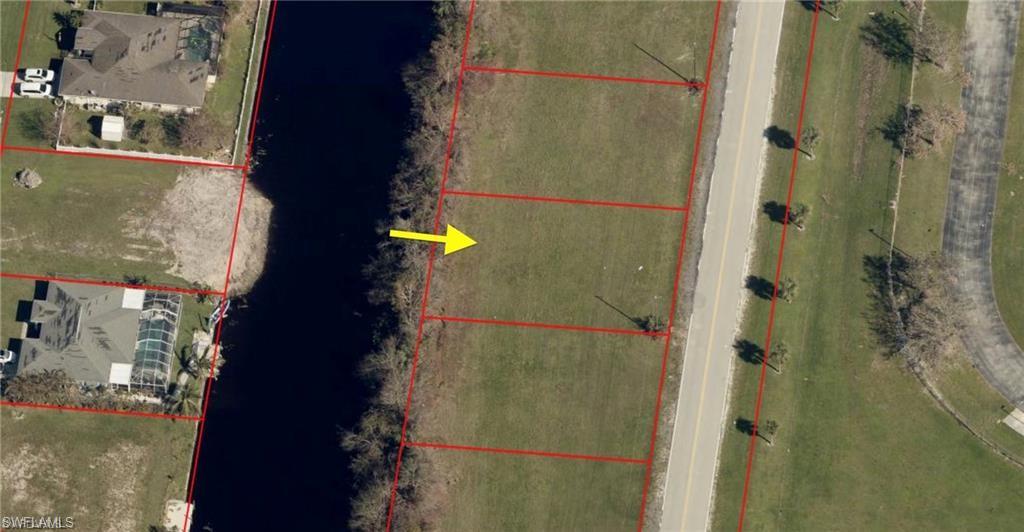 CAPE CORAL - Land