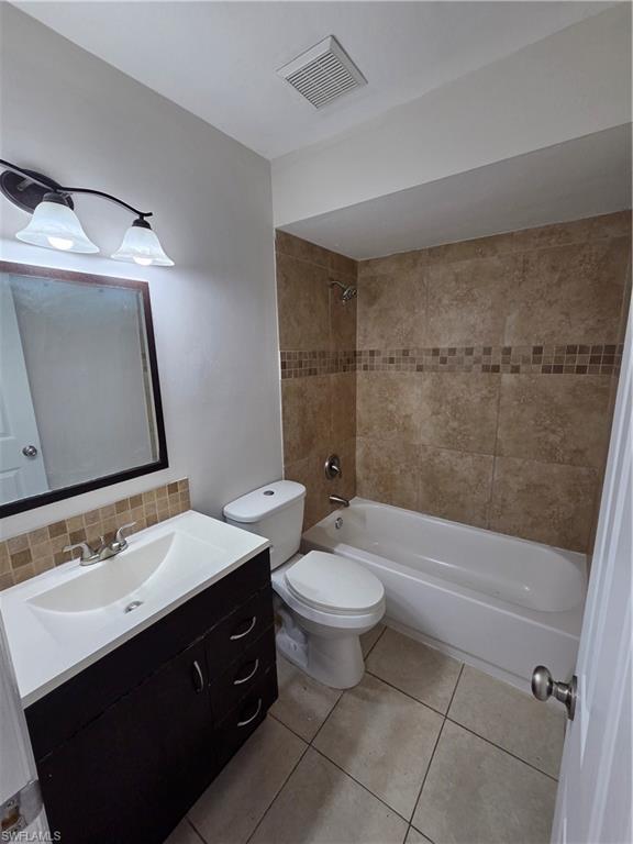 LOCHMOOR - Residential Lease