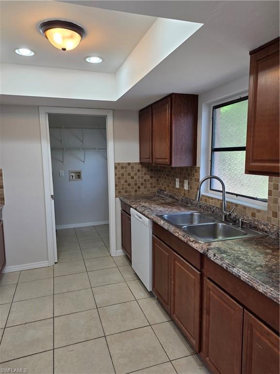 LOCHMOOR - Residential Lease