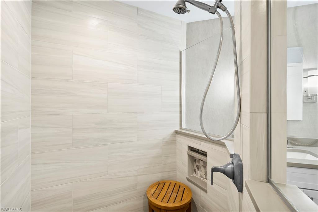 TAMARIND CAY - Residential Lease