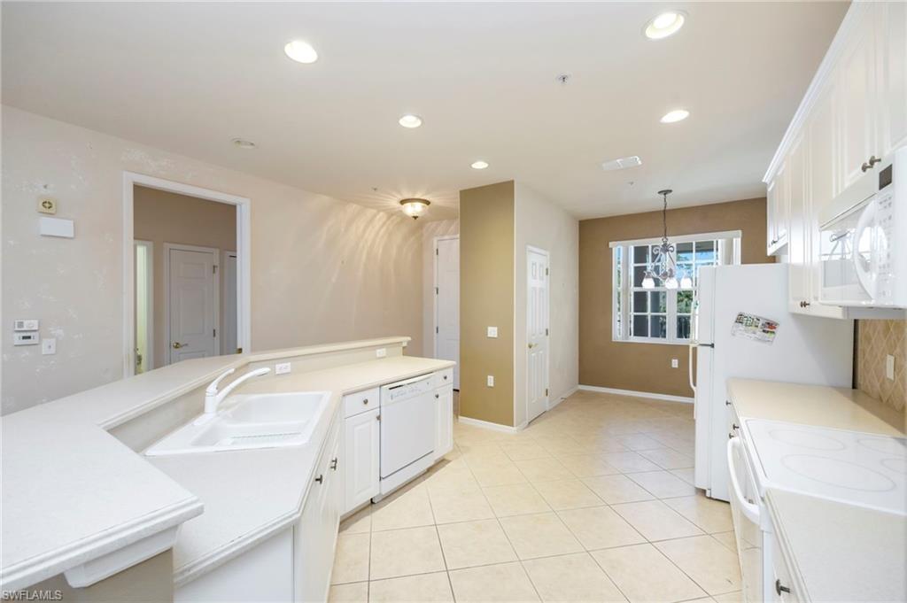 LAKE BARRINGTON - Residential