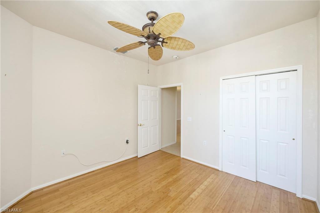 LAKE BARRINGTON - Residential