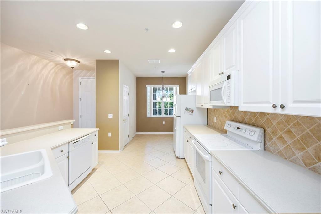 LAKE BARRINGTON - Residential