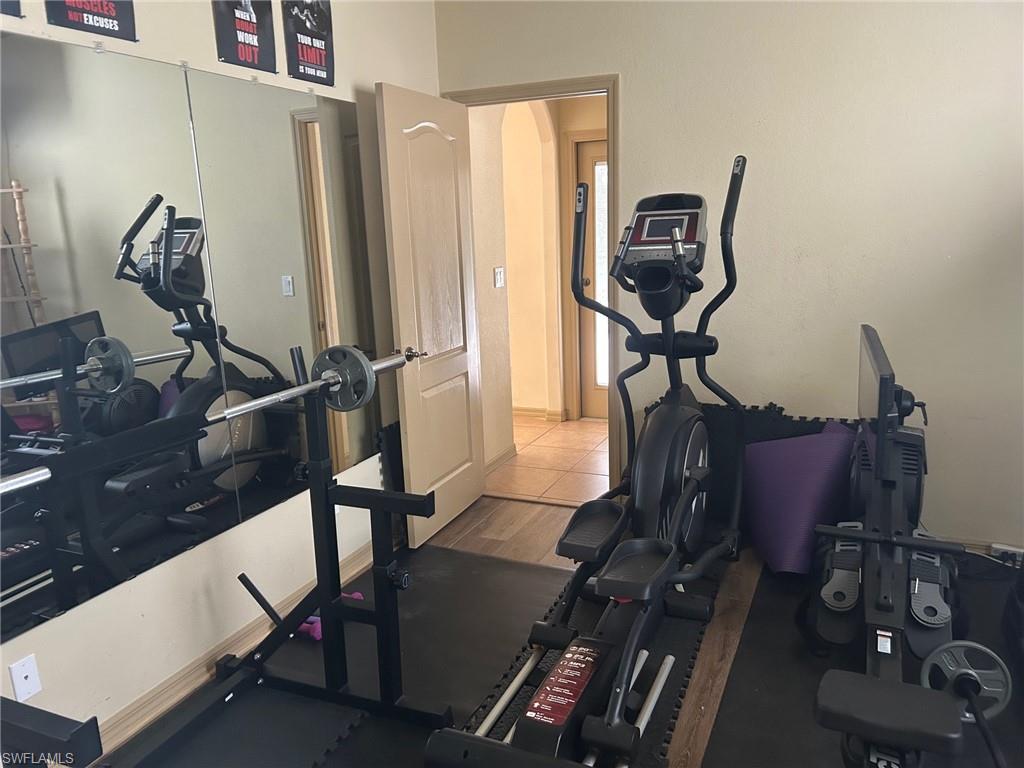 BELLA TERRA - Residential Lease