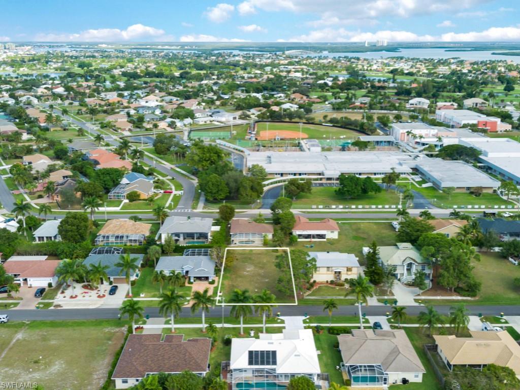 MARCO ISLAND - Land