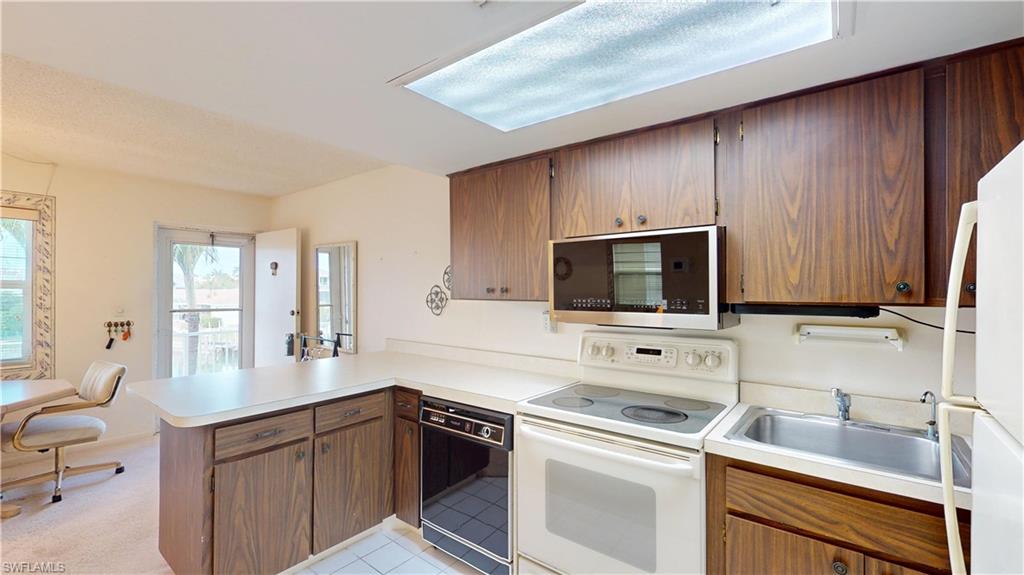 MODEL VILLAGE - Residential