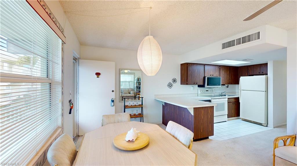 MODEL VILLAGE - Residential