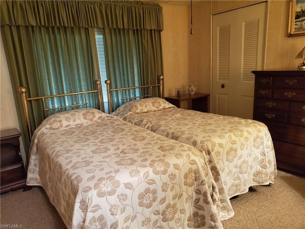 LEESURE VILLAGE - Residential