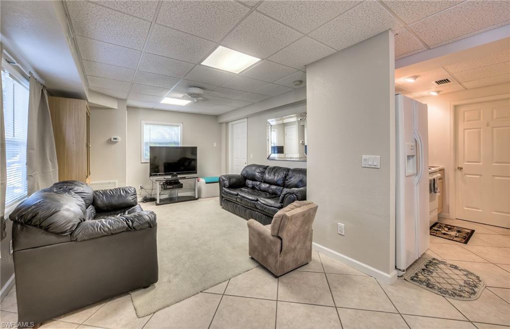 HYDE PARK - Residential