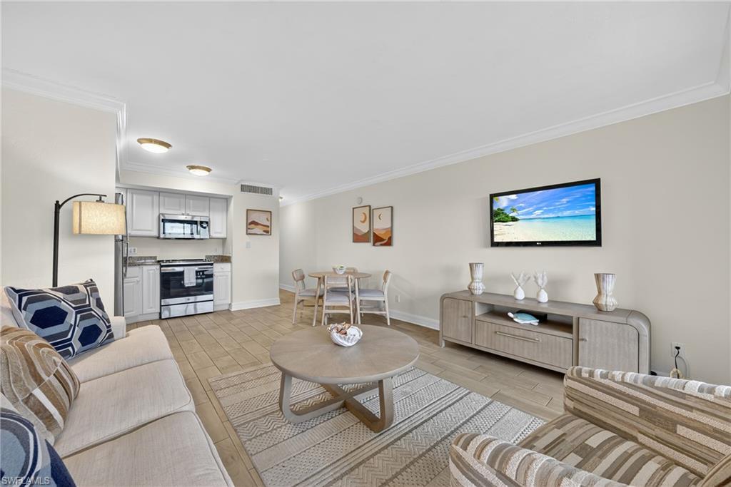 BAYSIDE VILLAS - Residential