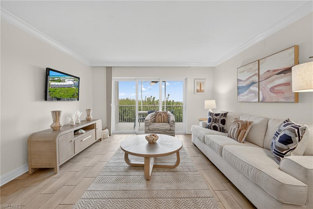 BAYSIDE VILLAS - Residential