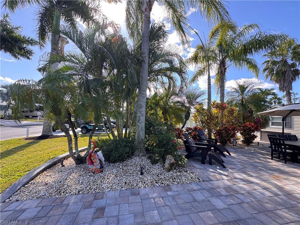 RIVERBEND MOTORCOACH RESORT - Land